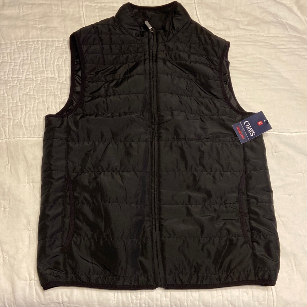 Champs. M. Light Weight Vest. Black. NWT.